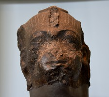 Head_of_a_colossal_statue_of_Thutmose_IV,_currently_housed_in_the_British_Museum.jpg
