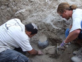 Pottery_in_Situ,_Archaeology_sites_excavation (1).JPG