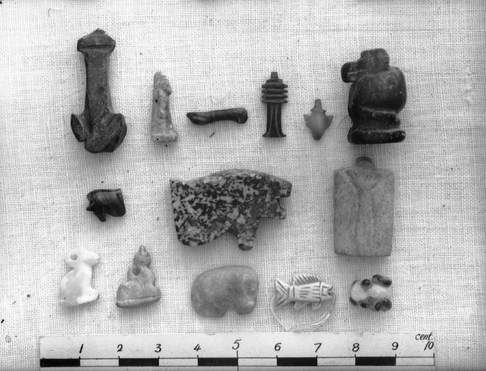 amulets_F2JV7Hu.jpeg