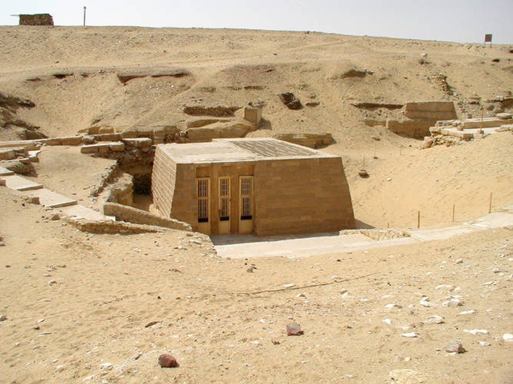 Mastaba_of_Niankhkhum_and_Khnumhotep.jpg