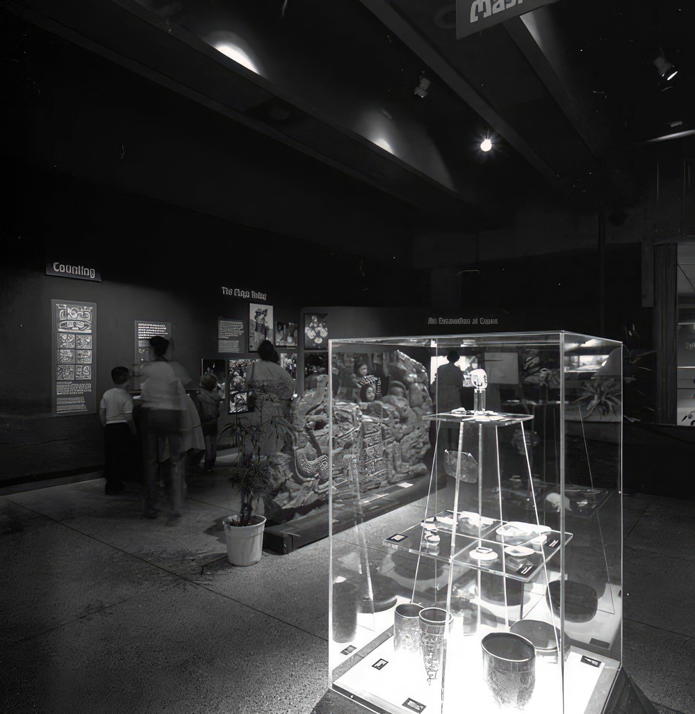 copan-exhibit-in-museum-of-science-june-1981_45a43e3f-21a1-4e72-8cda-2322858e0286.jpg