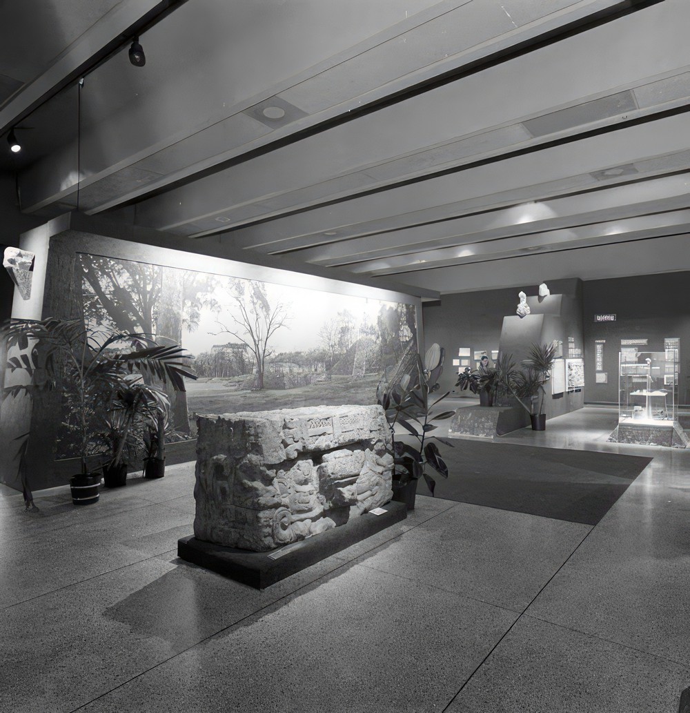 copan-exhibit-in-museum-of-science-june-1981_c030a6d2-2ef4-456e-8264-4d07458fe0be.jpg