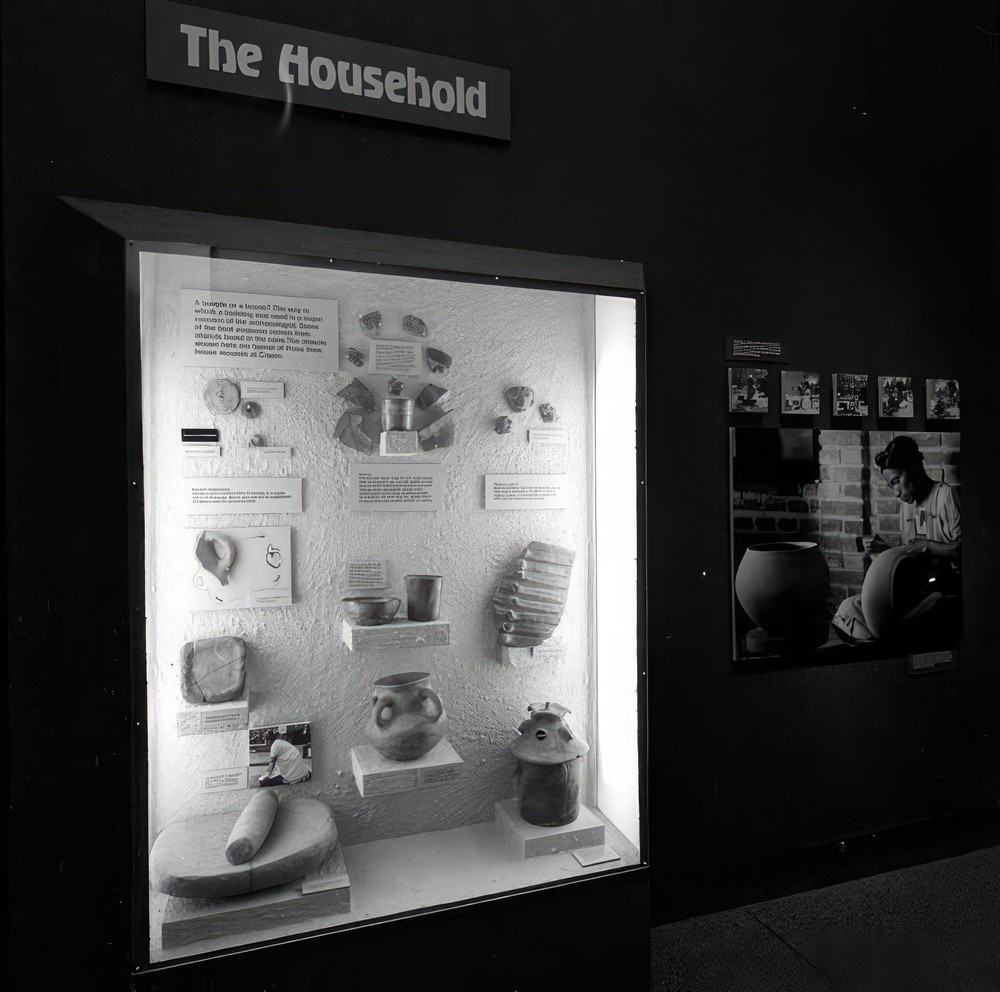 copan-exhibit-in-museum-of-science-june-1981_c424bba1-a7de-417d-9f36-ccf74b7e3cd2.jpg