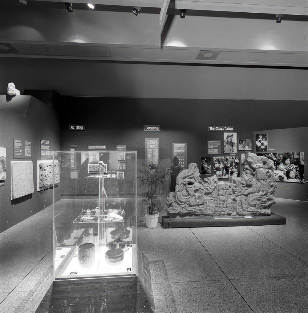 copan-exhibit-in-museum-of-science-june-1981_dafcdfc5-b25d-415b-9d31-9d0b323e7866.jpg