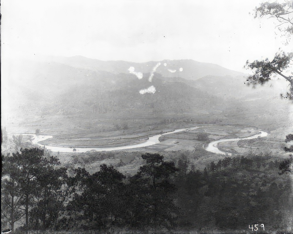 copan-river-and-valley-looking-south-from-stela-10_3ca6df4c-7797-46ac-92ca-34e7bf34c28a.jpg