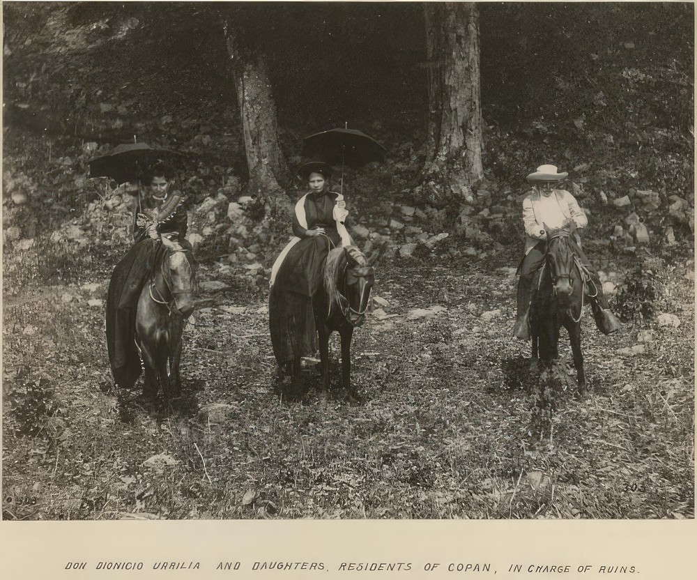 don-dionicio-urrilia-and-daughters-residents-of-copan-in-charge-of-ruins_bf7f384a-e9f4-4021-bdbd-7c8501d43f70.jpg