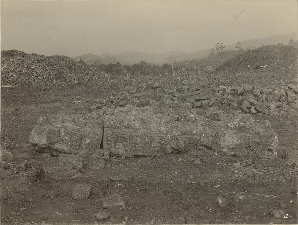 eastern-side-of-stela-3_b88c1d70-5708-44af-89e5-d6b067e36cd2.jpg